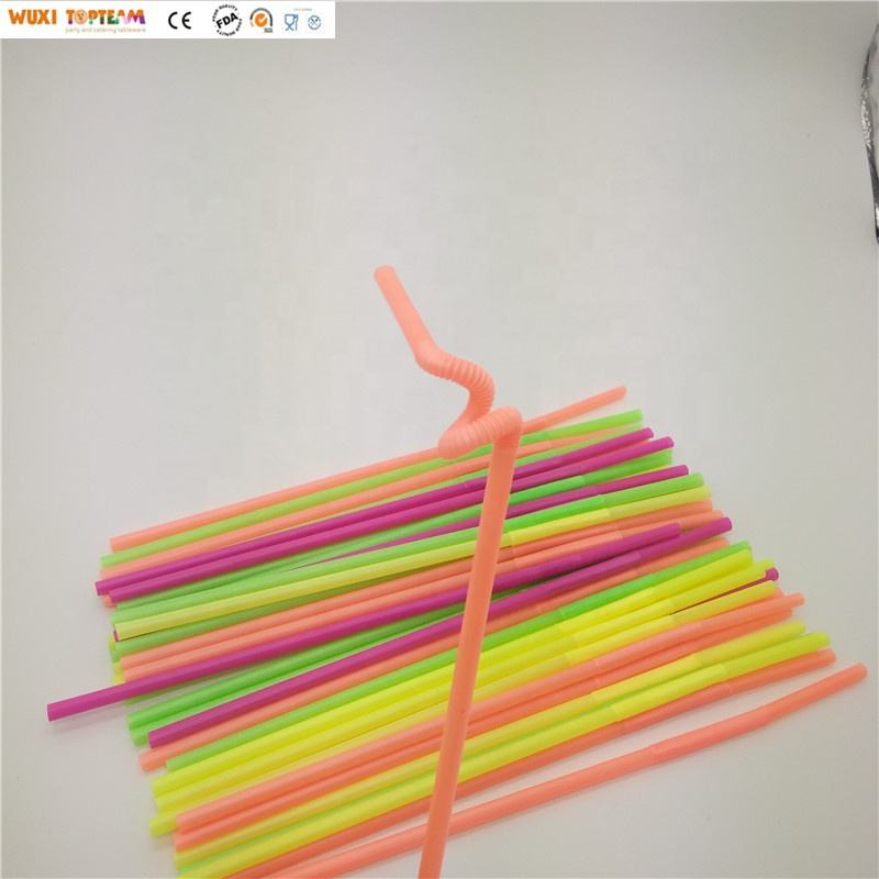 High-Quality Plastic Straws - Bendable and Decorative (50 Count)