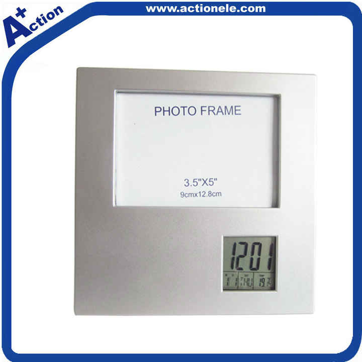 ساعة منبه رقمية وتقويم مع برواز صورة