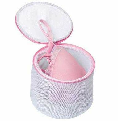 Bag for washing small items in the washing machine