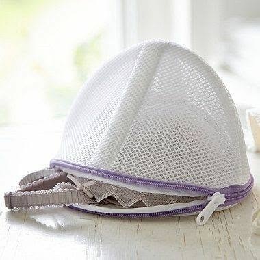 Bag for washing small items in the washing machine
