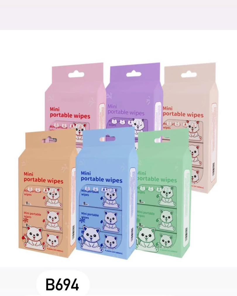مناديل مبللة ناعمة للأطفال، مناديل صغيرة محمولة لطيفة ومنعشة للأطفال الباكج 8 علب