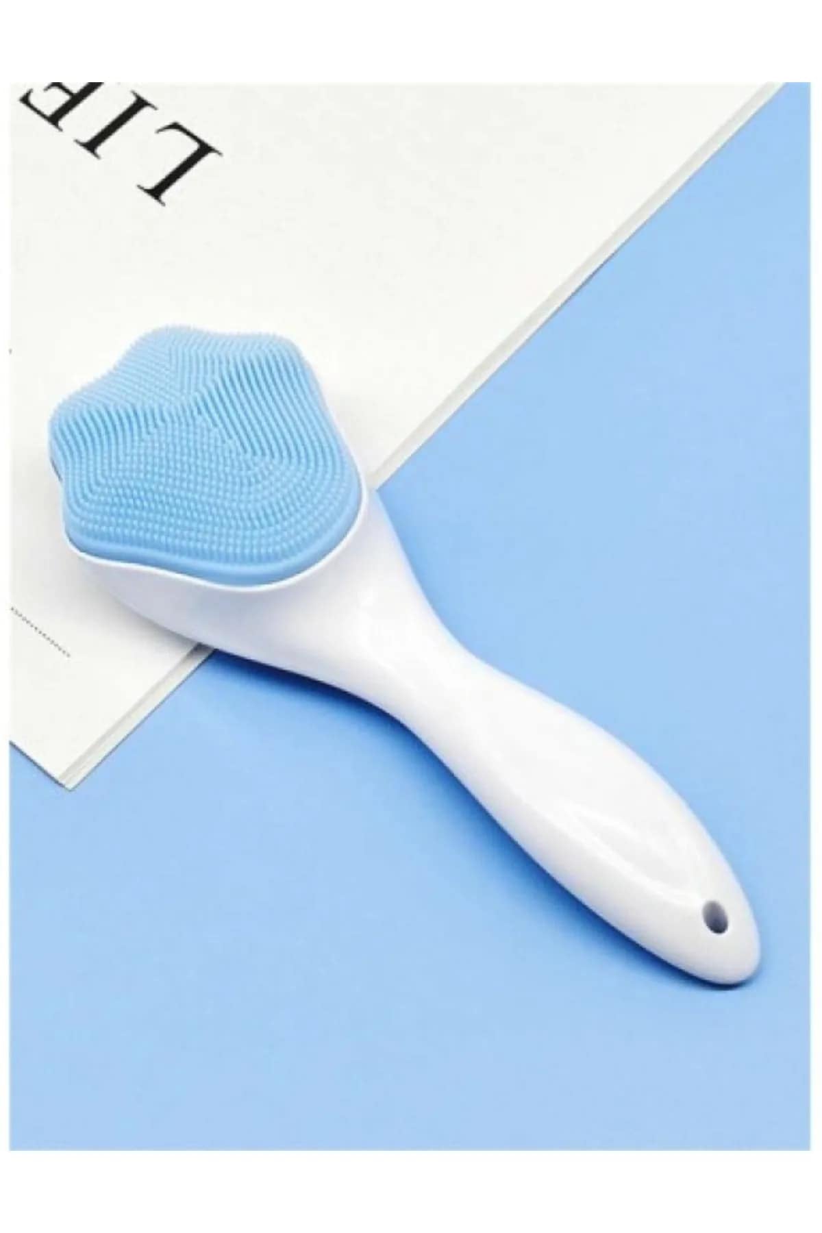 فرشاة تقشير الوجه