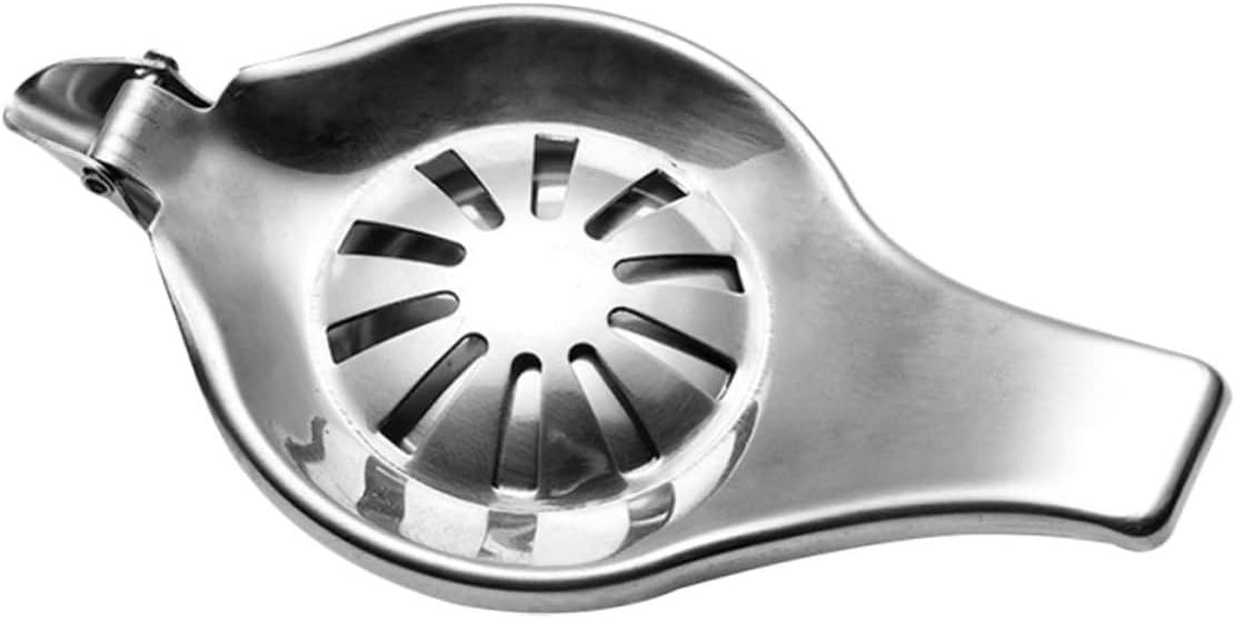 🍋 عصارة ليمون يدوية من الفولاذ المقاوم للصدأ  عصير نقي… بلمسة عملية وأناقة معدنية