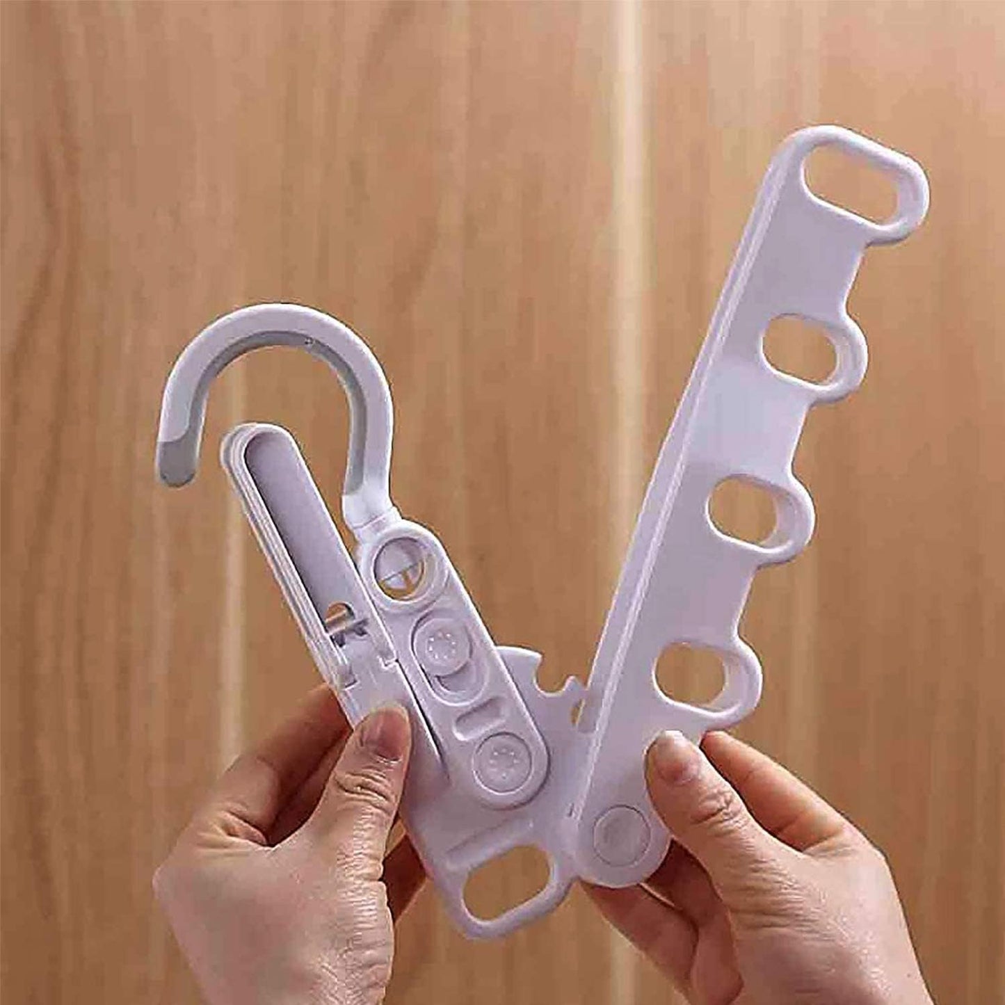 حامل الملابس القابل للطي بخمس فتحات – حل ذكي لتنظيم المساحة في منزلكم وأثناء السفر!