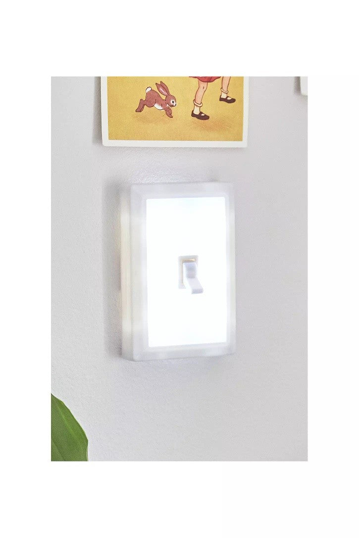 مصباح LED جداري عملي – يعمل بالبطاريات