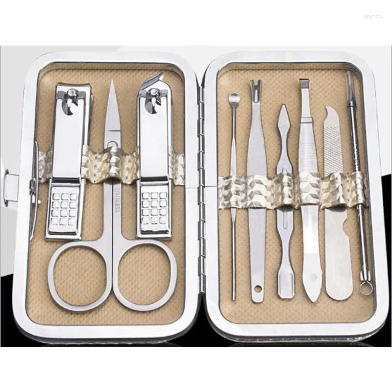 مجموعة مانيكير وباديكير للعناية بالأظافر للنساء والرجال في علبة