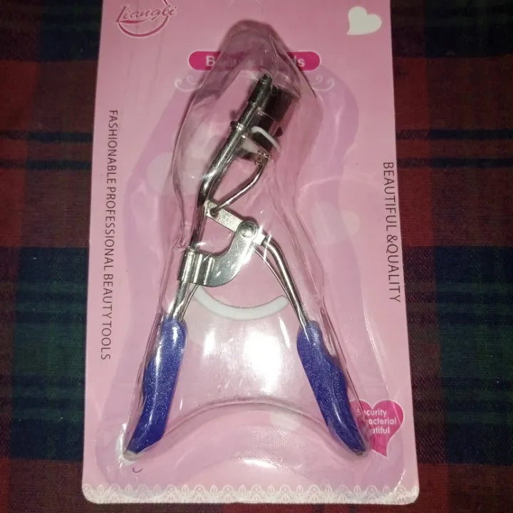 👁️🗨️ Professional Eyelash Curler - A touch of beauty!