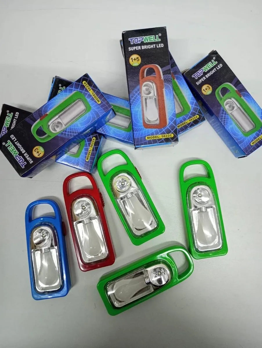 مصباح يدوي/فانوس LED يعمل بالبطاريات