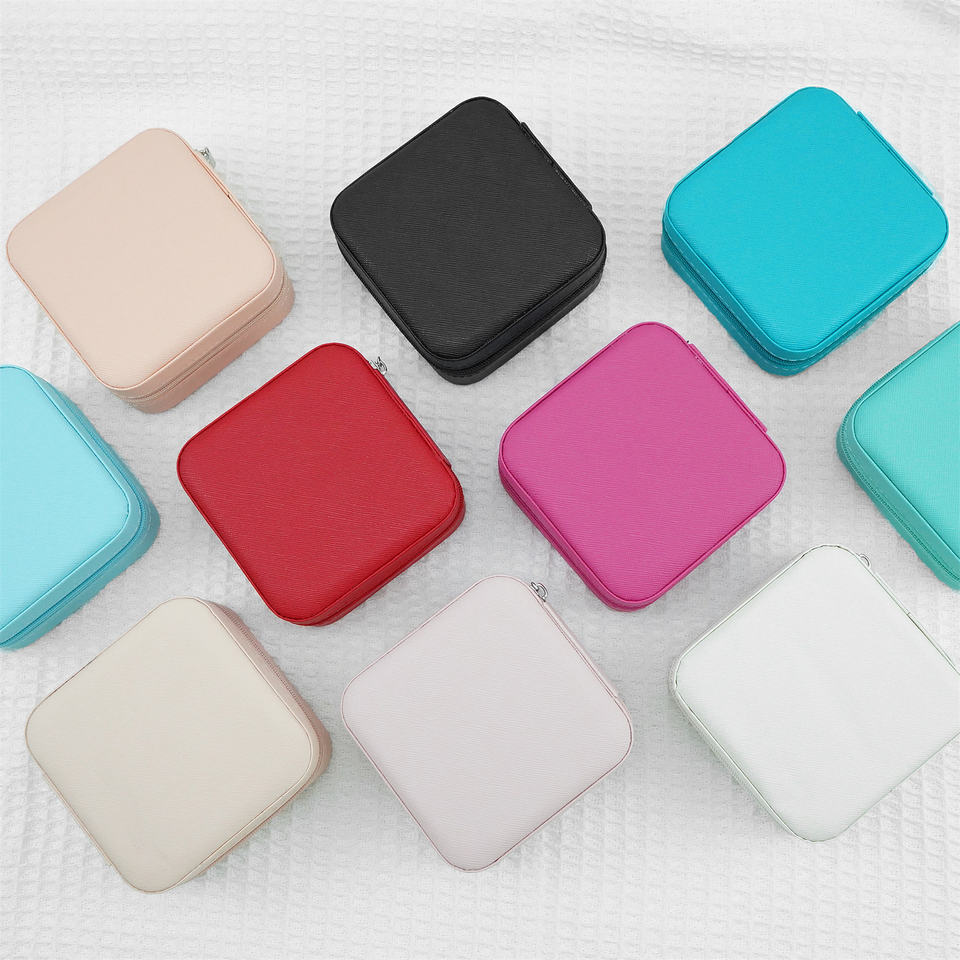 صندوق مجوهرات مقسم - تنظيم وأناقة في حجم صغير!