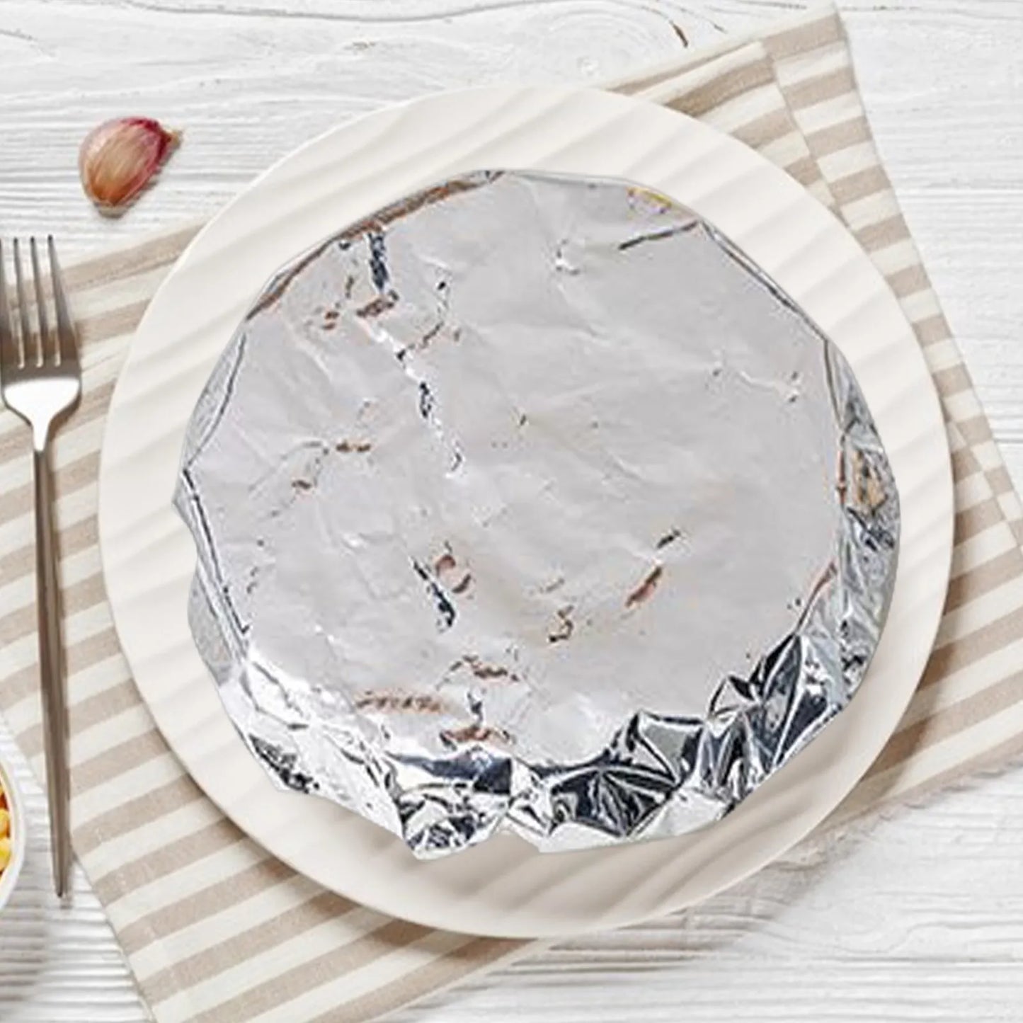 أكياس حفظ الطعام من رقائق الألومنيوم (10 قطع) – حل ذكي للحفاظ على طعامكم طازجًا!