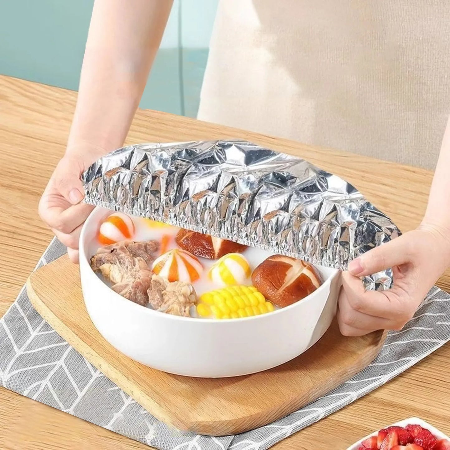 أكياس حفظ الطعام من رقائق الألومنيوم (10 قطع) – حل ذكي للحفاظ على طعامكم طازجًا!
