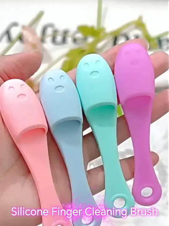 مجموعة فرشاة تنظيف الوجه بالسيليكون + فرشاة تقشير الشفاه – 2 في 1