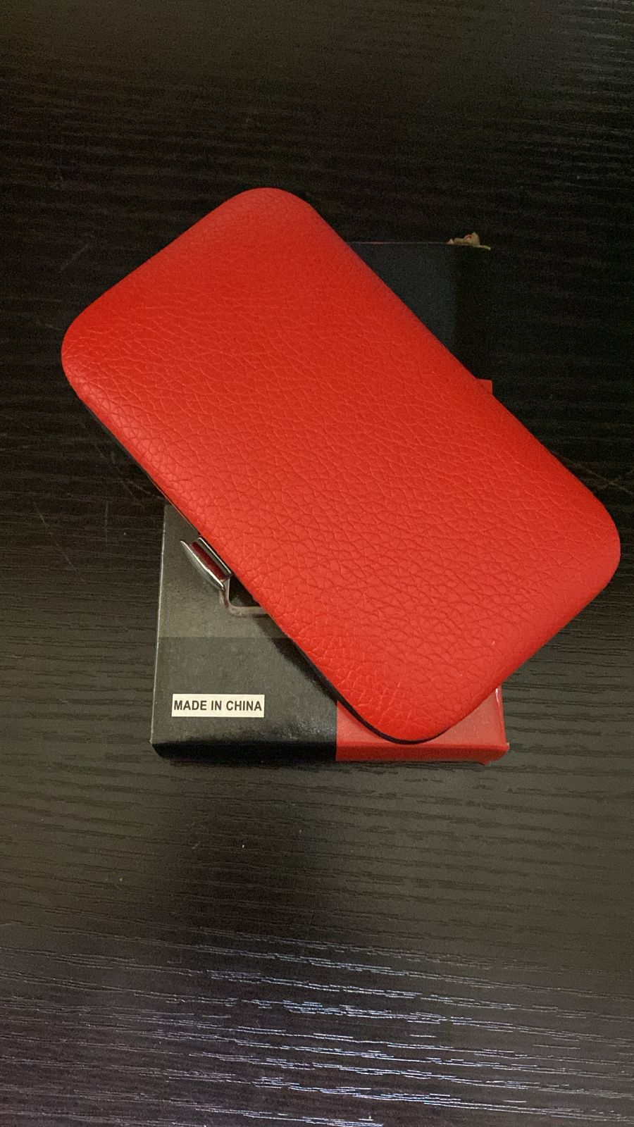 مجموعة مانيكير وباديكير للعناية بالأظافر للنساء والرجال في علبة