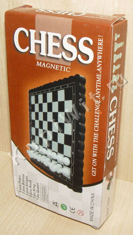 ♟️ مجموعة شطرنج مغناطيسية صغيرة – 13 × 13 سم  ذكاء متنقل… في جيبك