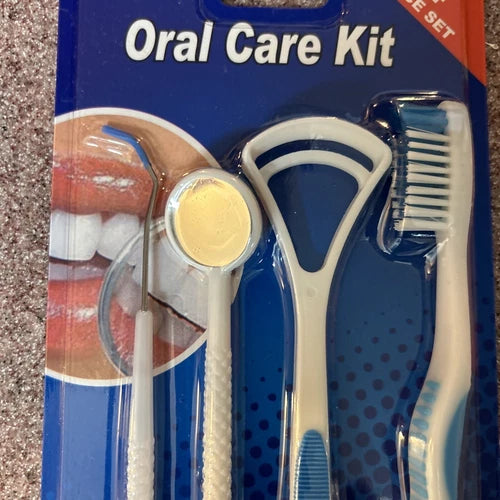 🦷 طقم العناية بالفم – 4 أدوات لتنظيف مثالي