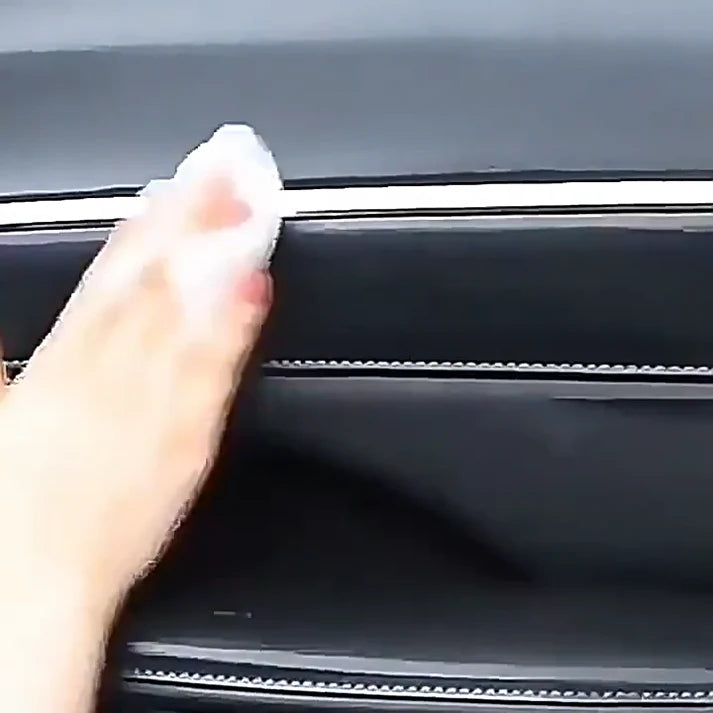 مناديل مبللة لتنظيف السيارة و الأحذية والقطع الاثاث الجلدي مناديل سريعة وسهلة لتنظيف وتلميع من الأتربة والطين والأوساخ باكيت 80 منديل